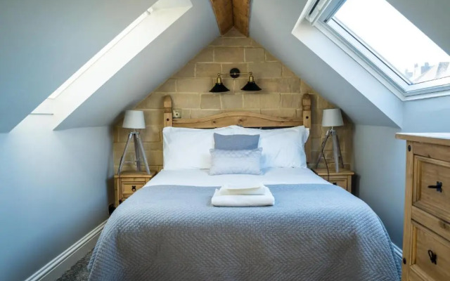 Farnley Tower Guesthouse