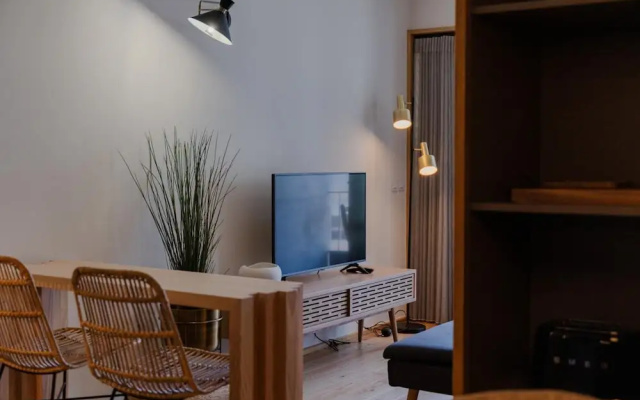 Feel Corporate Housing Campanh 10