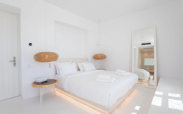 The Ammonite Resort – Adults Only