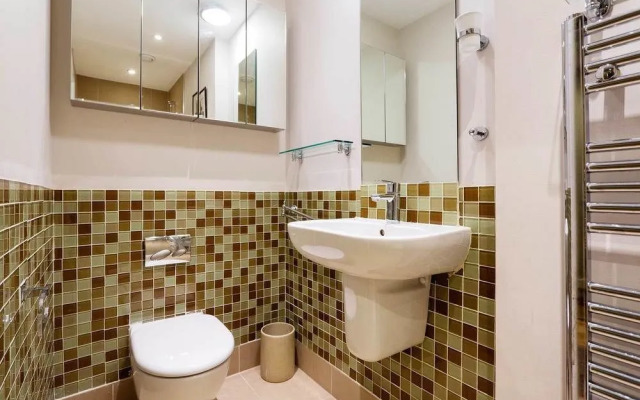 Veeve - Waterfront Flat
