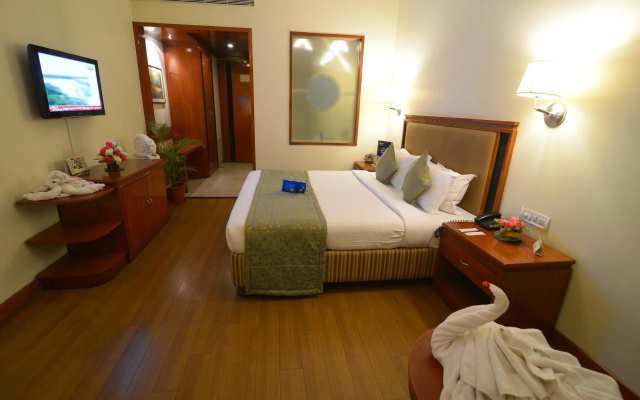 OYO 1929 Hotel Royal Court