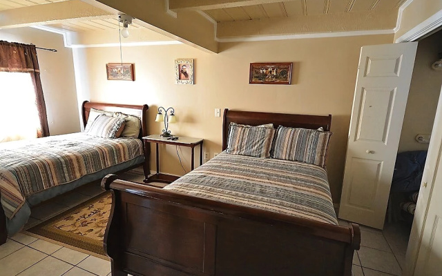 112 Mi Casa - Three Bedroom Cabin