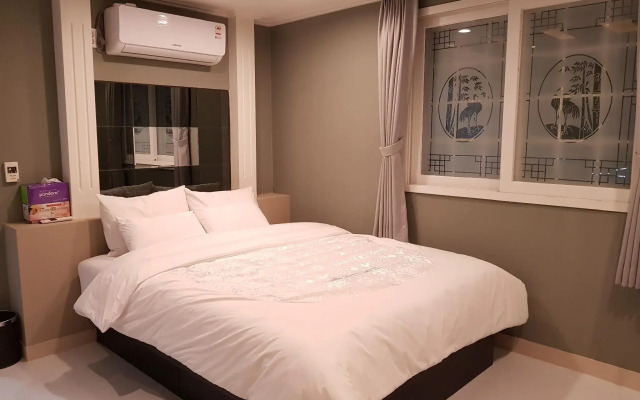 HITE Hotel