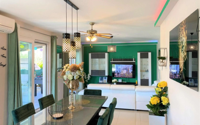 Lux Apartment Školjka