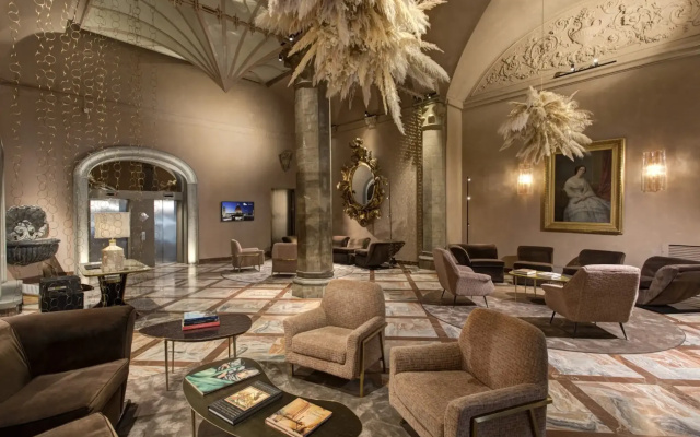 Отель Grand Hotel Cavour