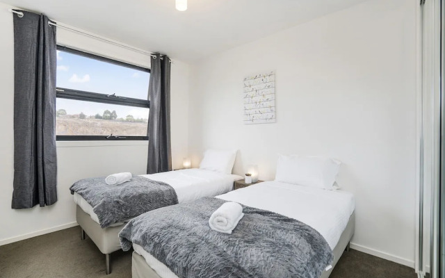 Roomerang at Grandvalley 9