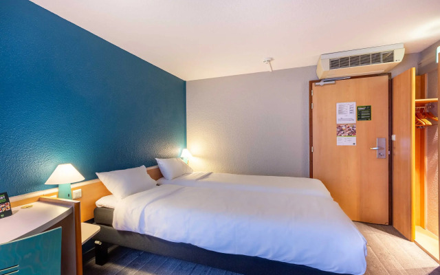 B&B Hotel Orléans Centre Foch