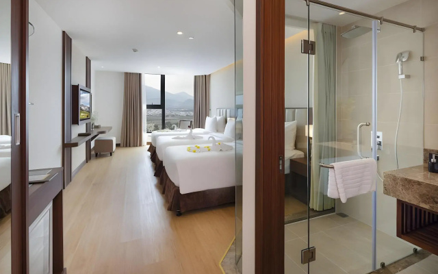 Regalia Gold Hotel