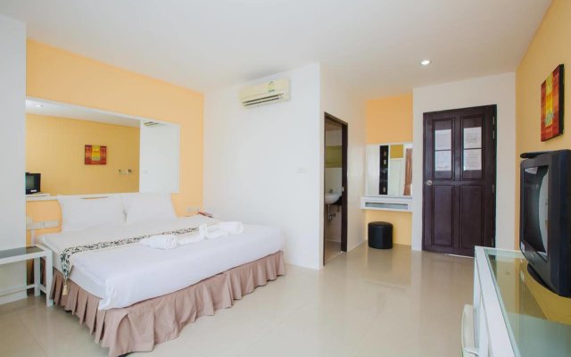 Lords Place in Kathu, Thailand from 21$, photos, reviews - zenhotels.com guestroom