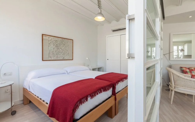 Holi-Rent Ático Santa Marta
