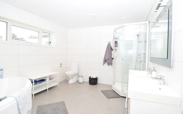 Solferie Holiday Home Bordalssvingen