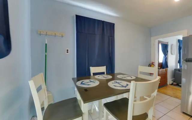 Walk to Convention Center & Boardwalk! Family Apt