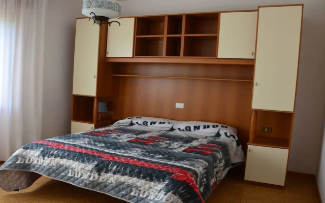 Spacious Seaside Flat in Caorle