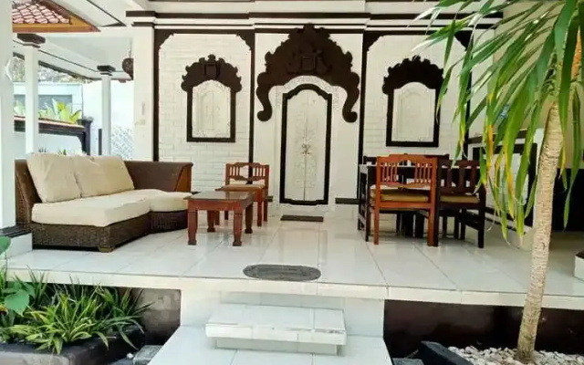 The Guest Villas Legian Kuta
