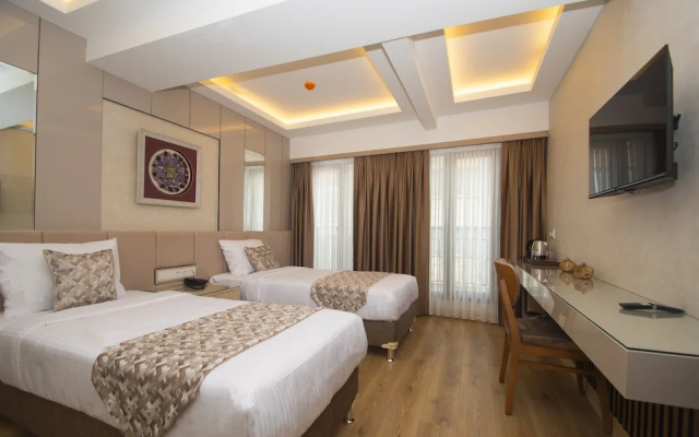 Vera Life Hotel