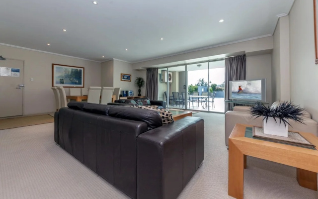 Scirocco, Unit 1/23 Tomaree Street