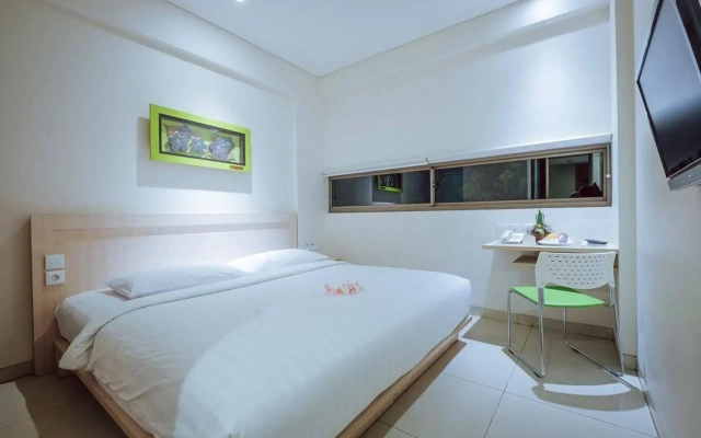 J Hotel Kuta
