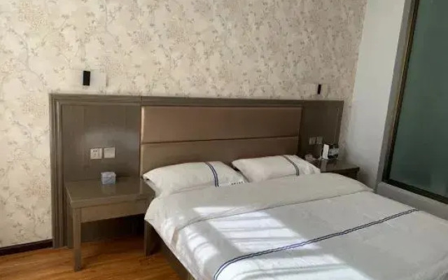 Lanping Chengyue Homestay