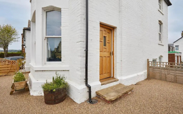 Host & Stay | Ground Floor, The Old Vicarage