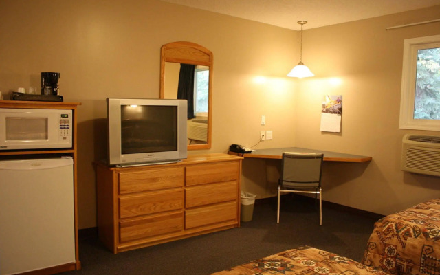 Lamplighter Inn