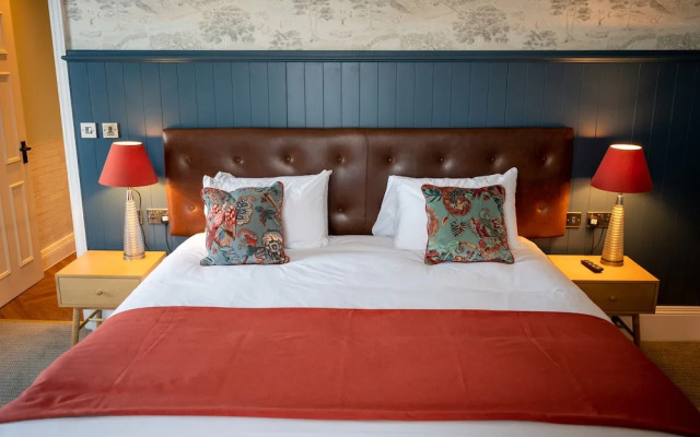 Victoria Hotel Menai Bridge By Chef and Brewer Collection