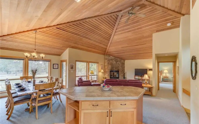 Jackpine Lane #6 by Village Properties at Sunriver