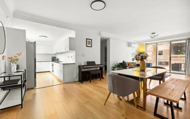Spacious 2-bed Apartment Near Parramatta CBD