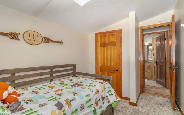 Lazy Elk Retreat - 3 Br Cabin
