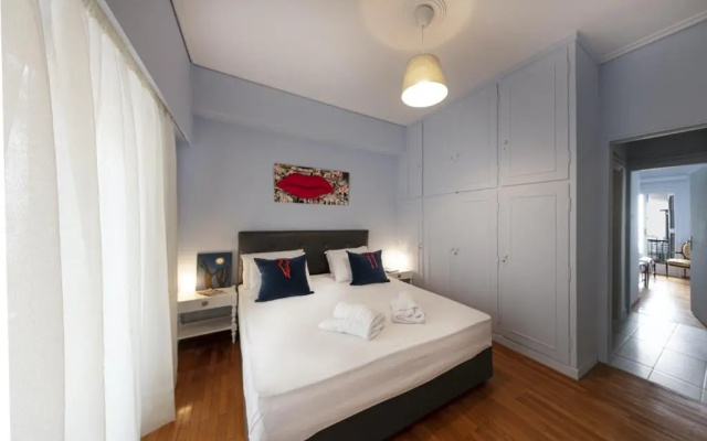Spacious 3 Bedroom apt near Acropolis museum