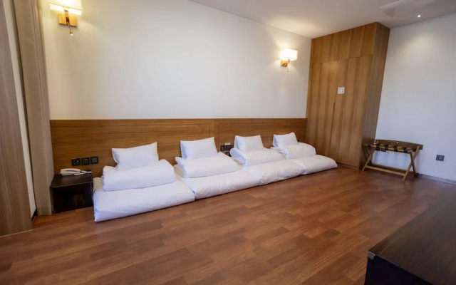 Luel Hotel