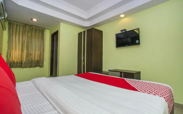 OYO 6145 The Hotel Nalanda