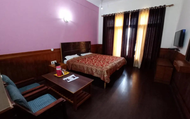 Hotel Himsagar
