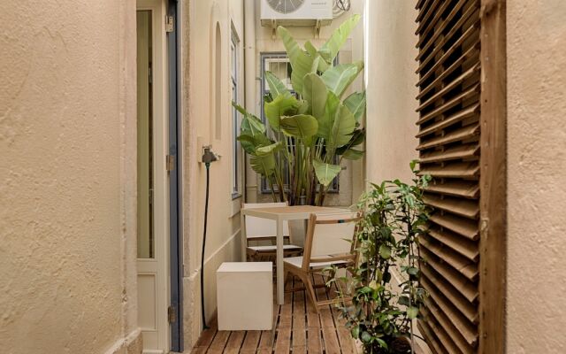 Отель Romantic Gem in Alfama вид на фасад