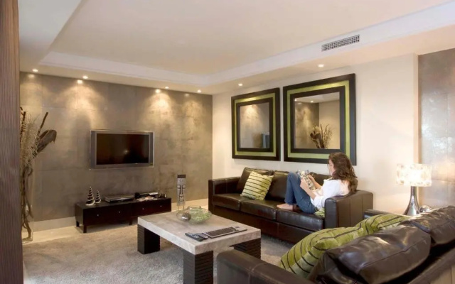 Heaven Beach Apartments, Apt 402