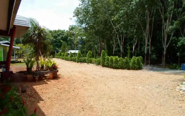 Baan Kiang Klong Resort