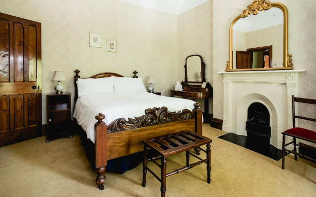 Kiltariff Hall Country House