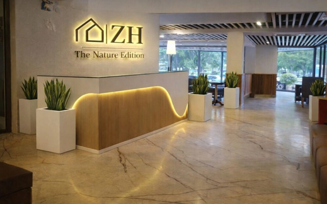 S by Z Hotels, Baani Square.