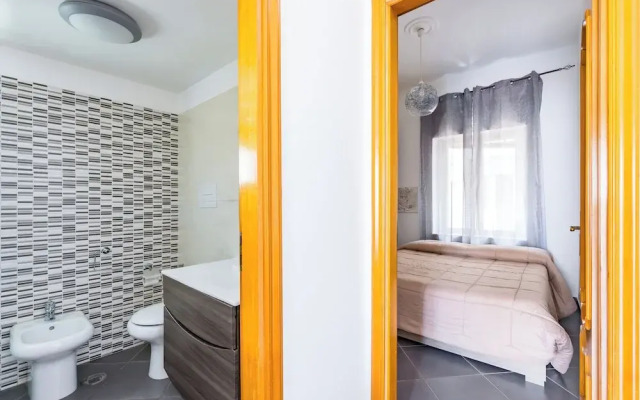 Revolutionary Apartment Near Duomo Station