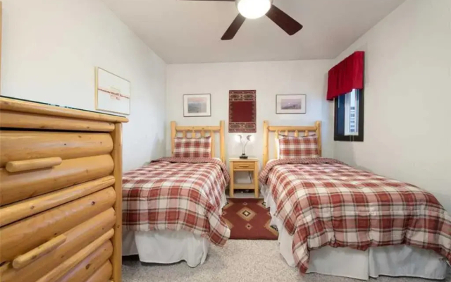 Ten Sleep - 2BR Condo #A-2 - LLH 63284