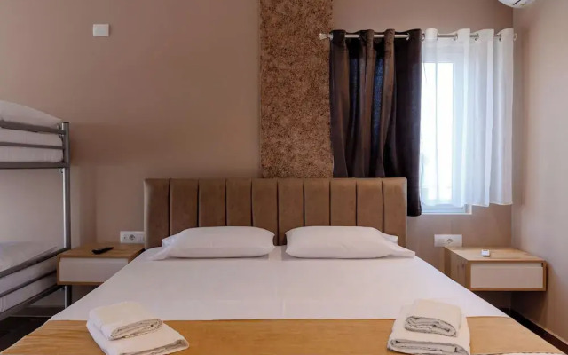 Lider Hotel