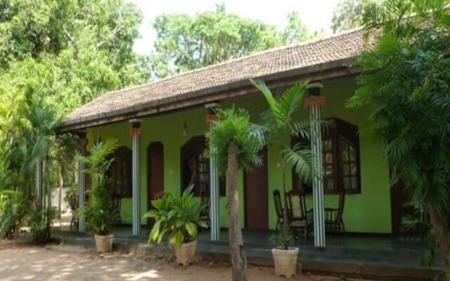 Отель Regina Holiday Home вид на фасад
