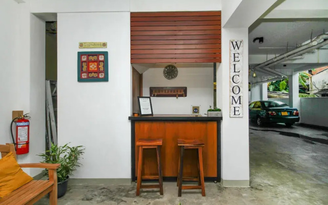 Oyo 387 Iddamal Apartments