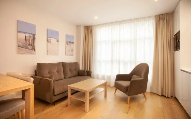 Apartamentos Reina Victoria