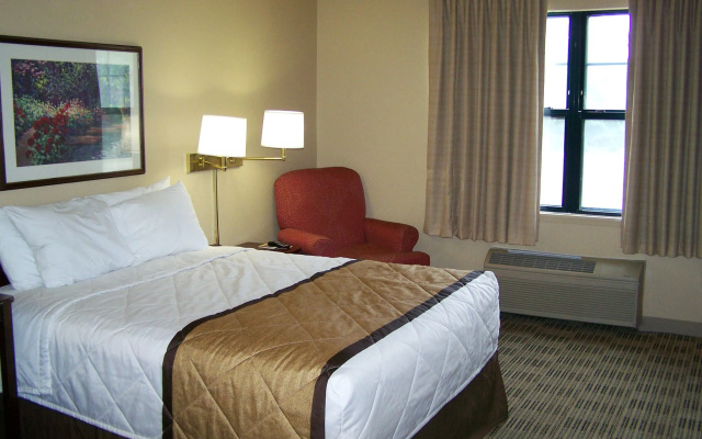 Extended Stay America Suites Minneapolis Maple Grove