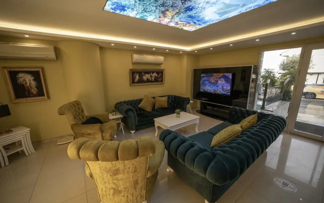 Silver Tower Family Apart Otel
