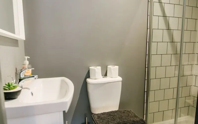 Habita Property Spacious Central Plymouth House Sleeps 8