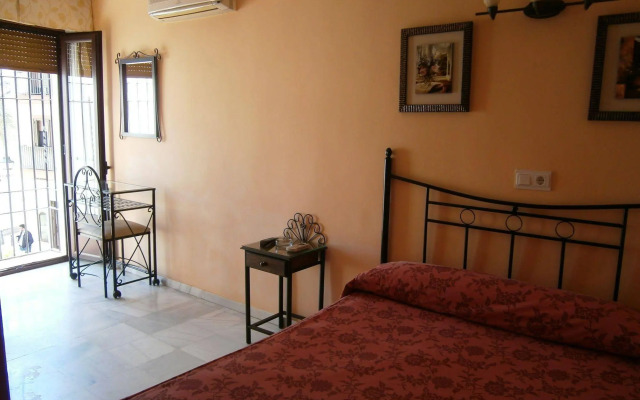Hostal Almanzor