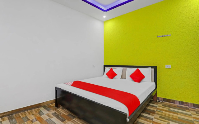 OYO Flagship 80465F R K Hotels