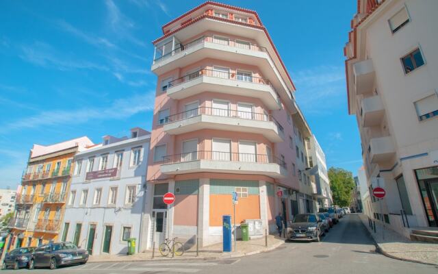 Апартаменты City Center Stylish Apartment Лиссабон вид на фасад
