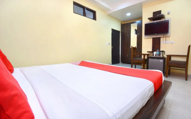 OYO 27747 Hotel K B Residency